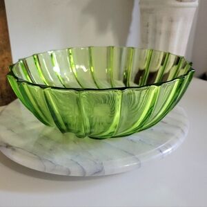 Vintage Hazel Atlas Green Depression Glas Bowl